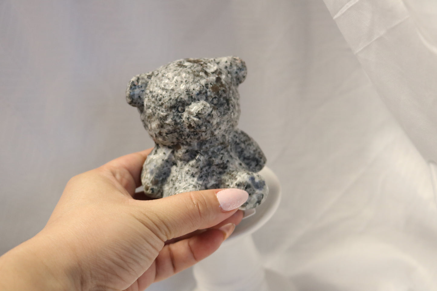 Yooperlite UV-Reactive Bear Carving