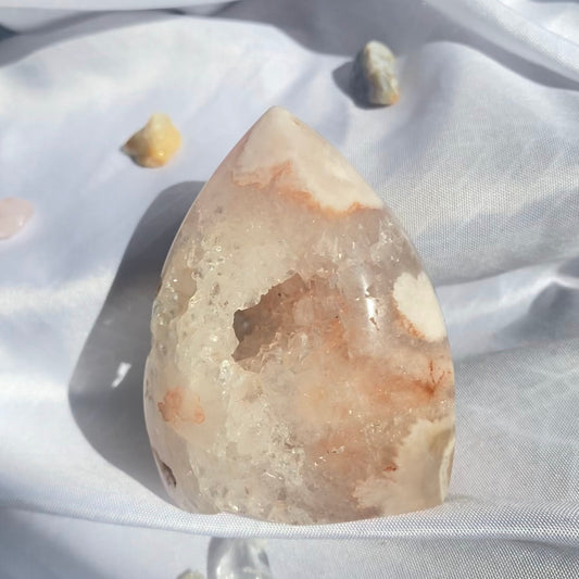 Pink Flower Agate Mountain